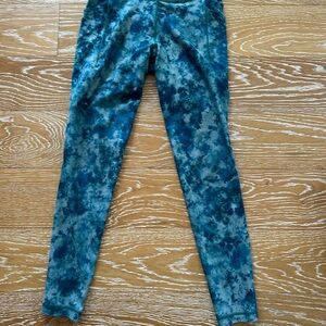 Athleta Women's Size XXS Blue Tie-Dye Leggings